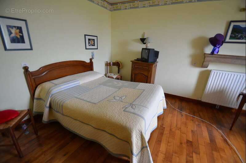 Maison à LA CLAYETTE