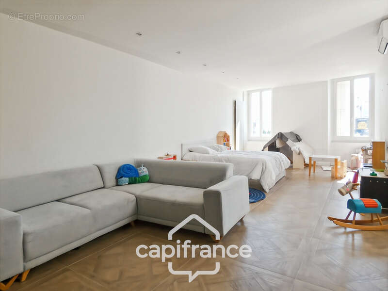 Maison à SAINT-GENIES-DE-COMOLAS