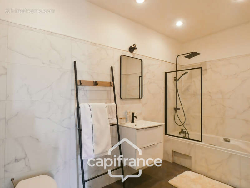 Maison à SAINT-GENIES-DE-COMOLAS