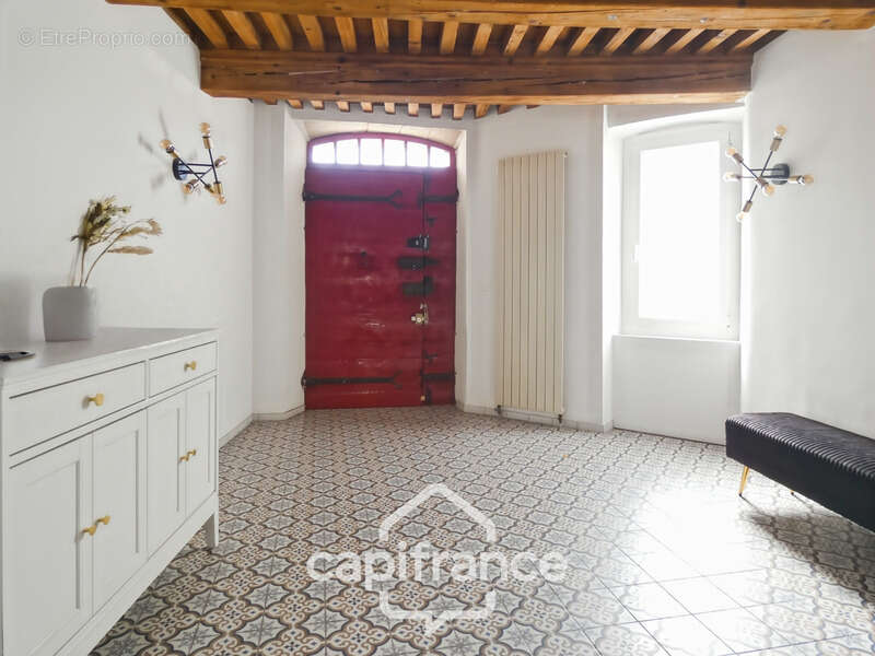 Maison à SAINT-GENIES-DE-COMOLAS