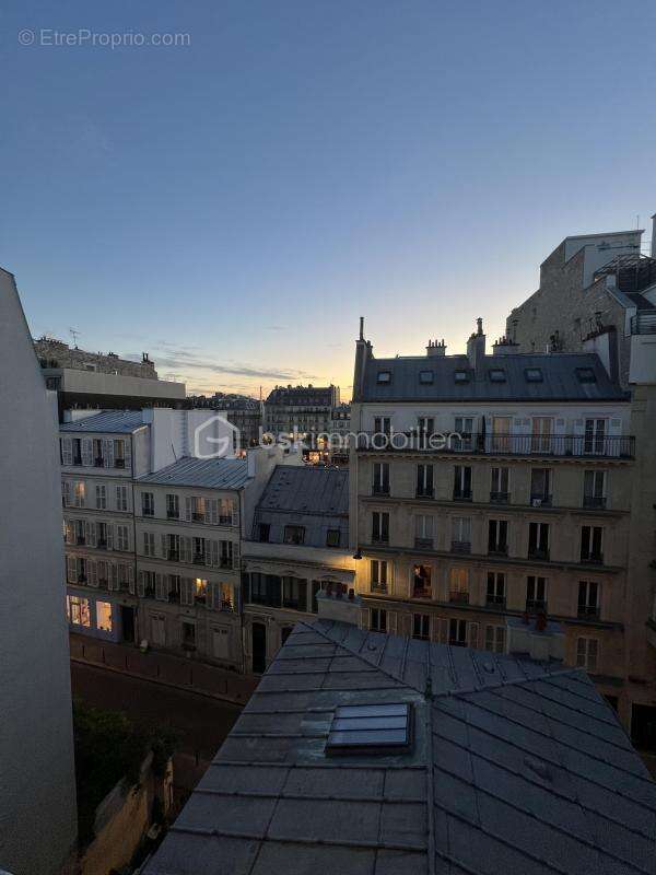 Appartement à PARIS-17E