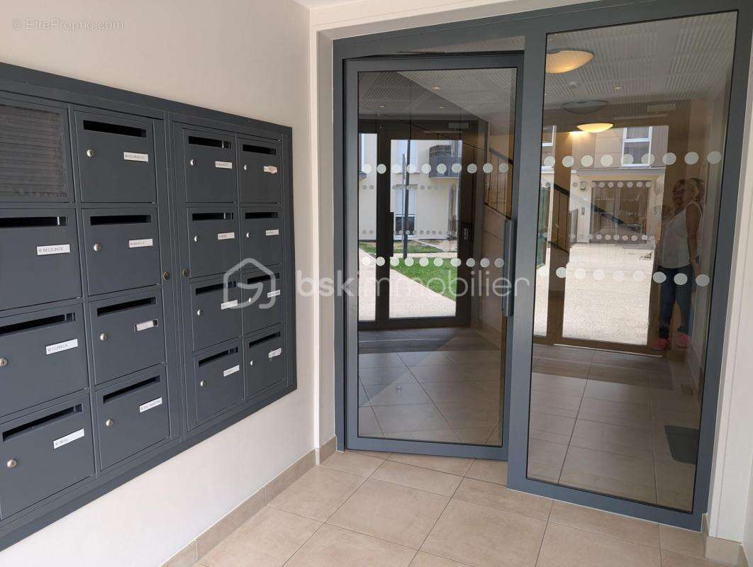 Appartement à BALLAINVILLIERS