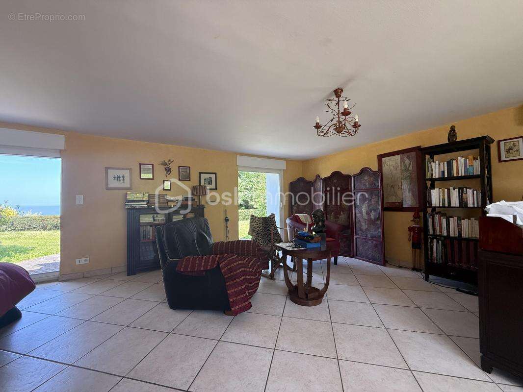 Maison à VILLERVILLE