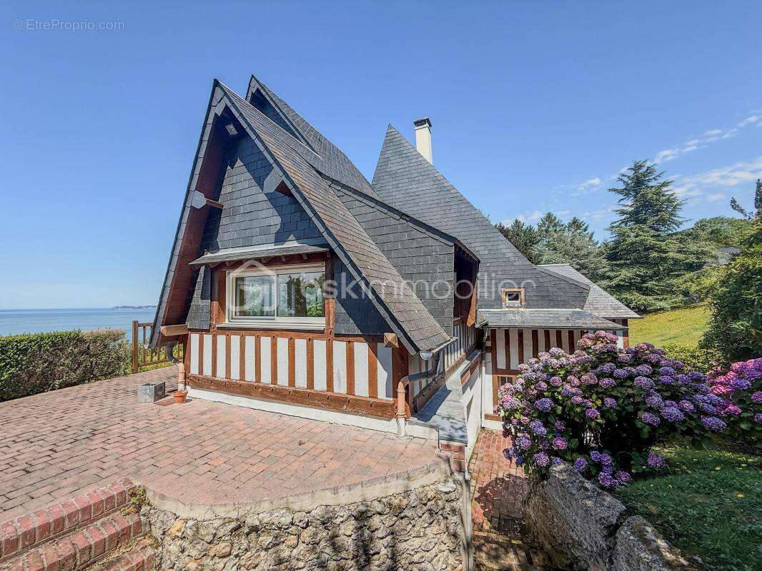 Maison à VILLERVILLE