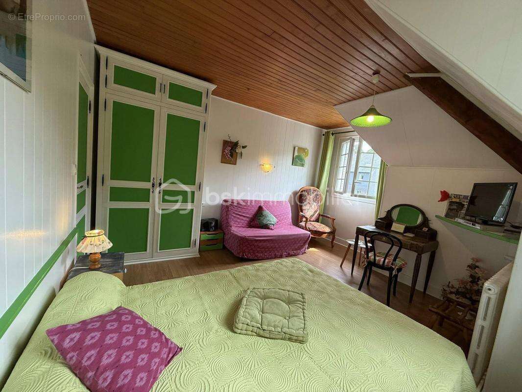 Appartement à MAGNY-LE-DESERT