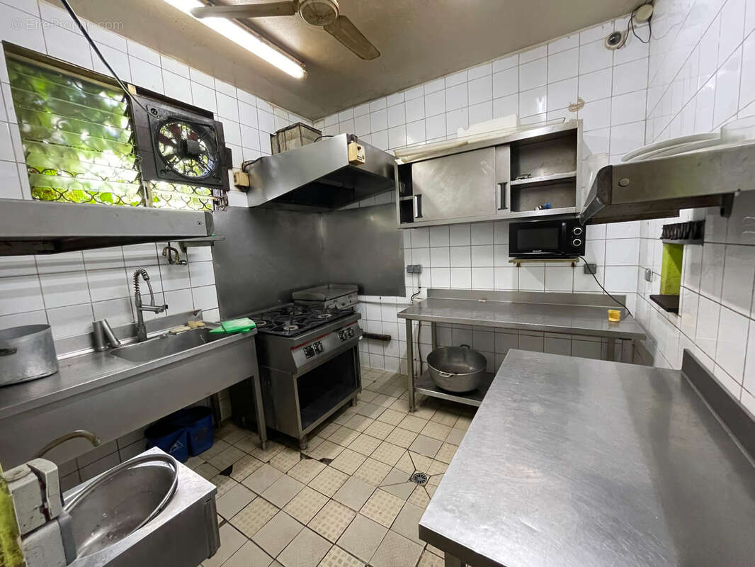 Commerce à FORT-DE-FRANCE