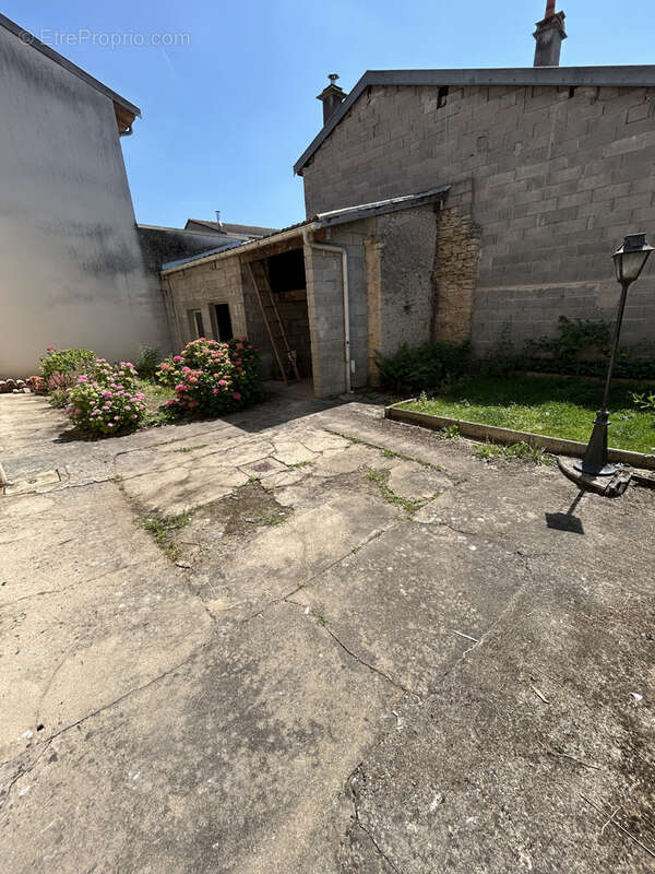 Maison à GONDREVILLE