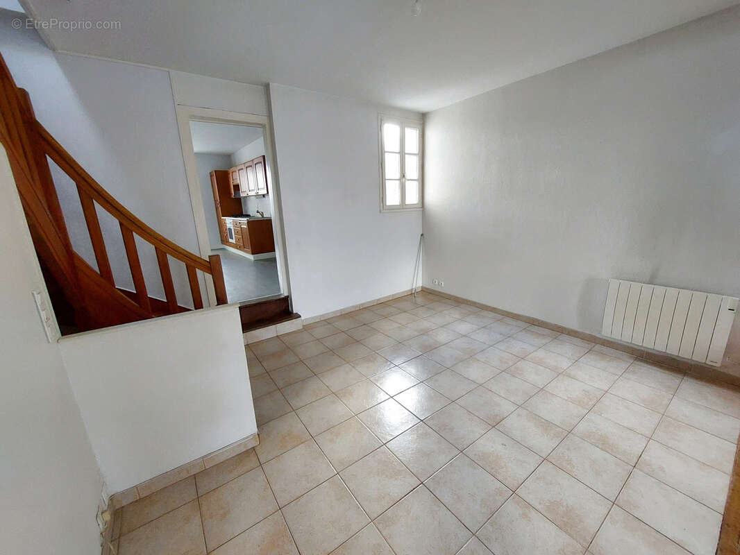 Appartement à ARGENTRE-DU-PLESSIS