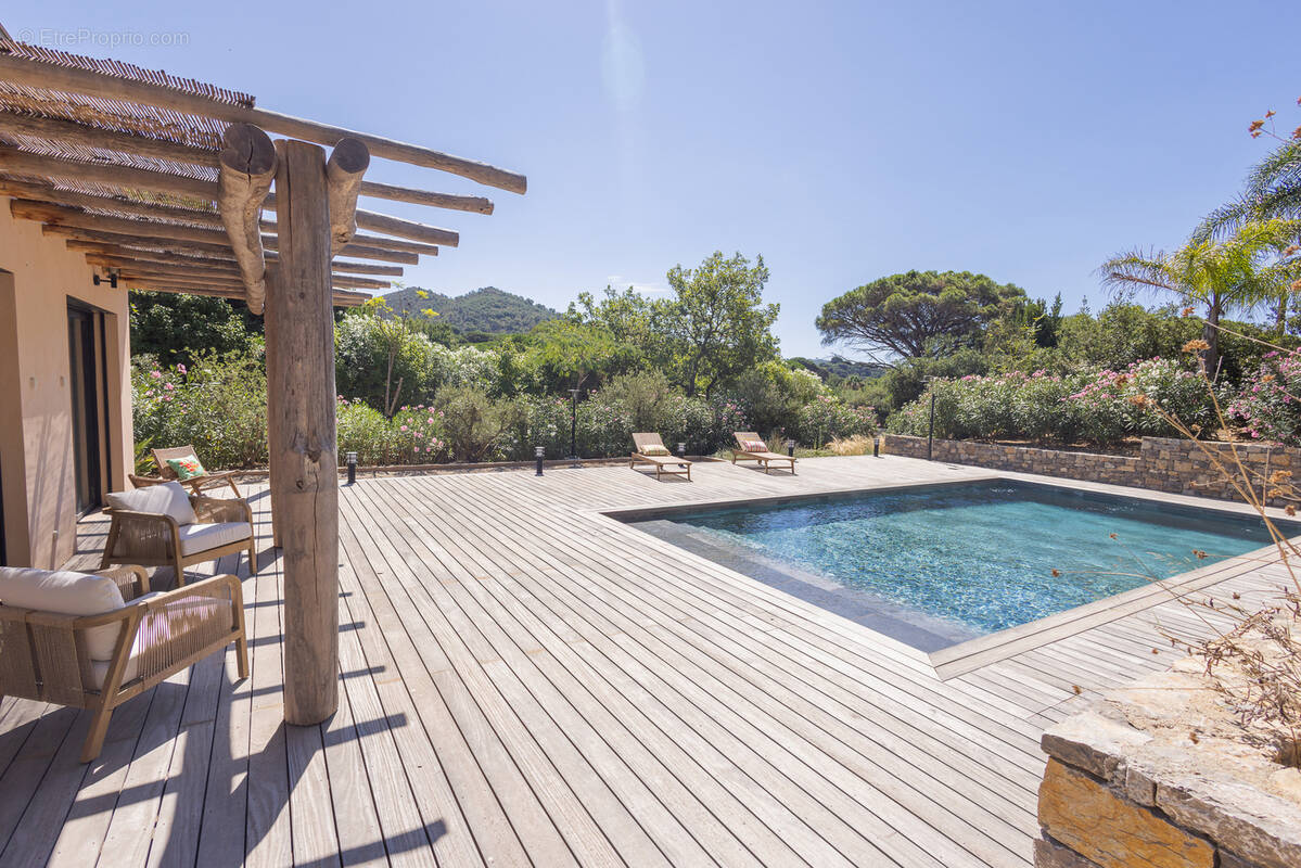 Maison à LA CROIX-VALMER