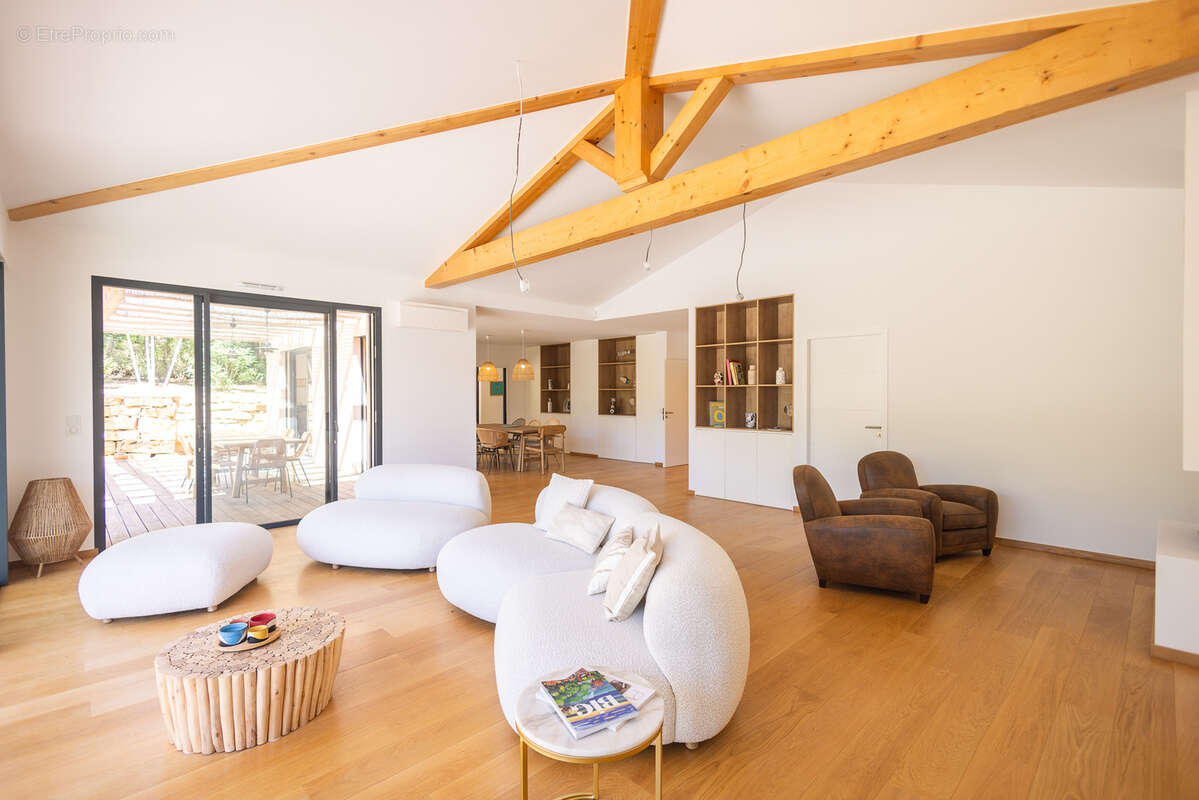 Maison à LA CROIX-VALMER