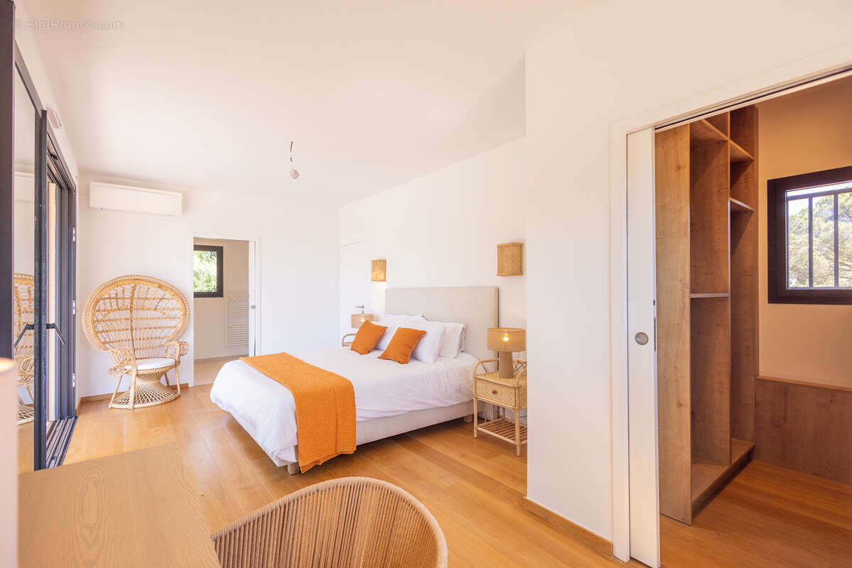 Maison à LA CROIX-VALMER