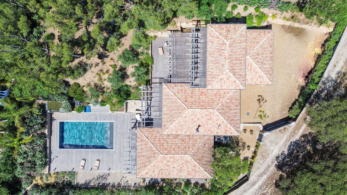 Maison à LA CROIX-VALMER