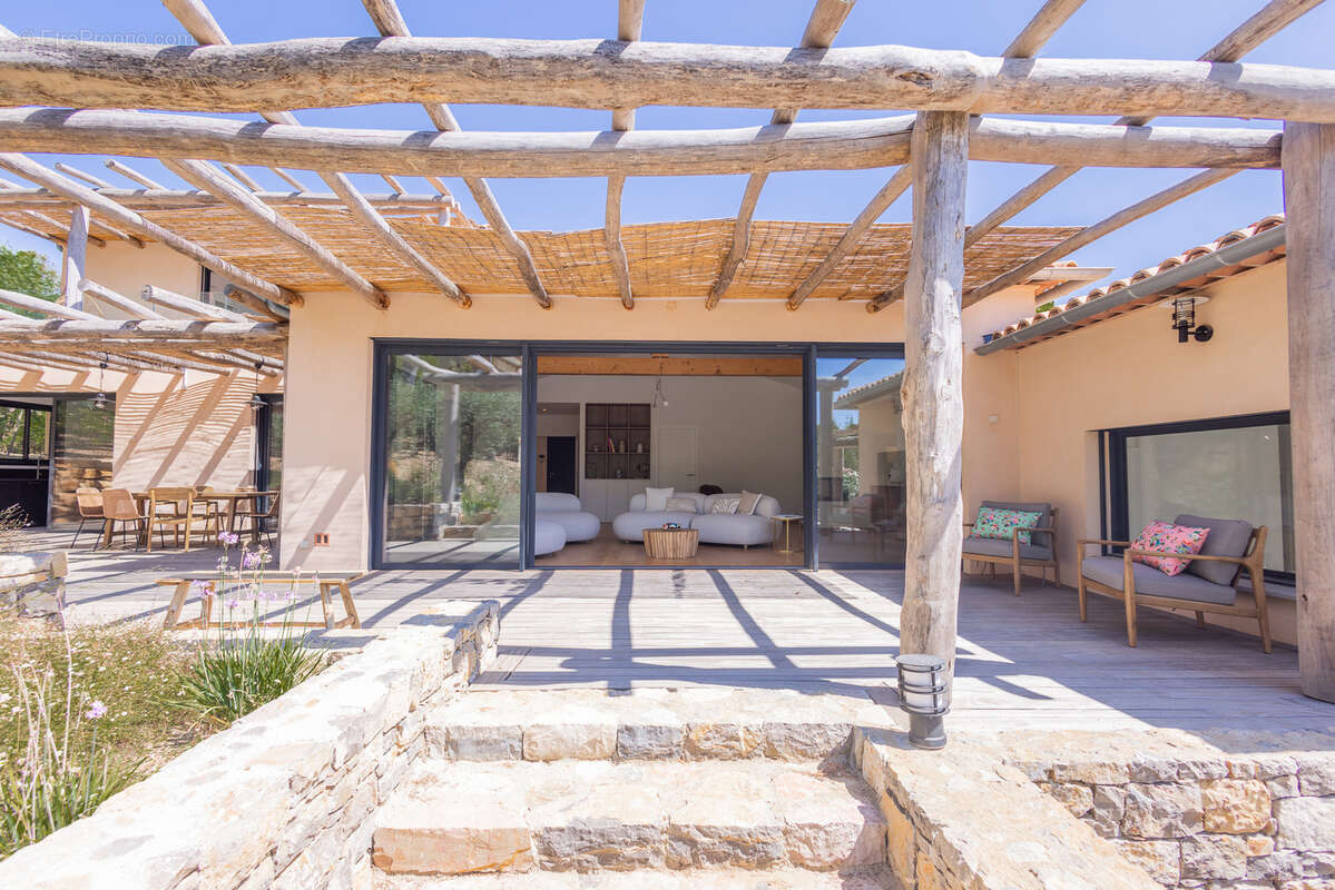 Maison à LA CROIX-VALMER