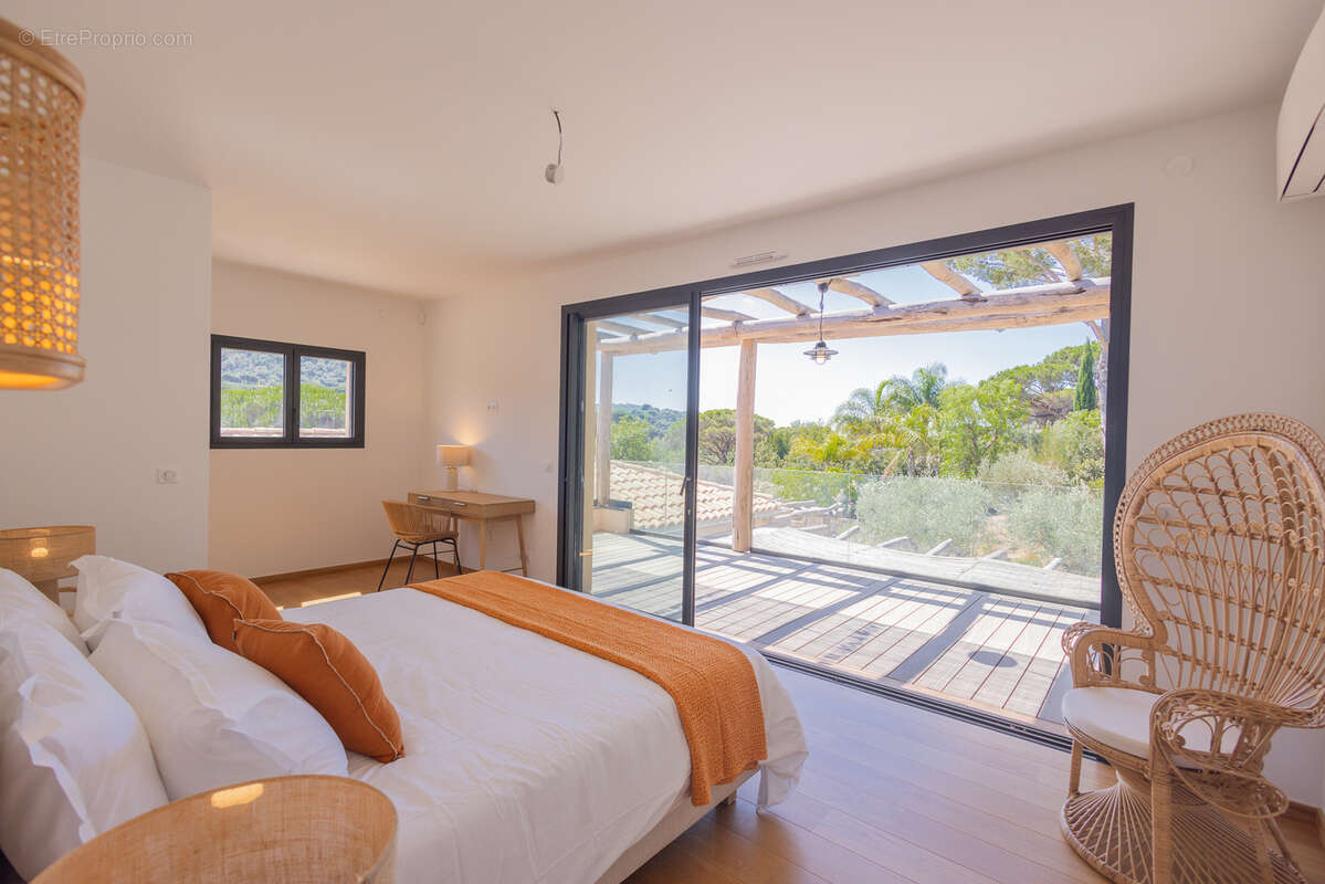 Maison à LA CROIX-VALMER