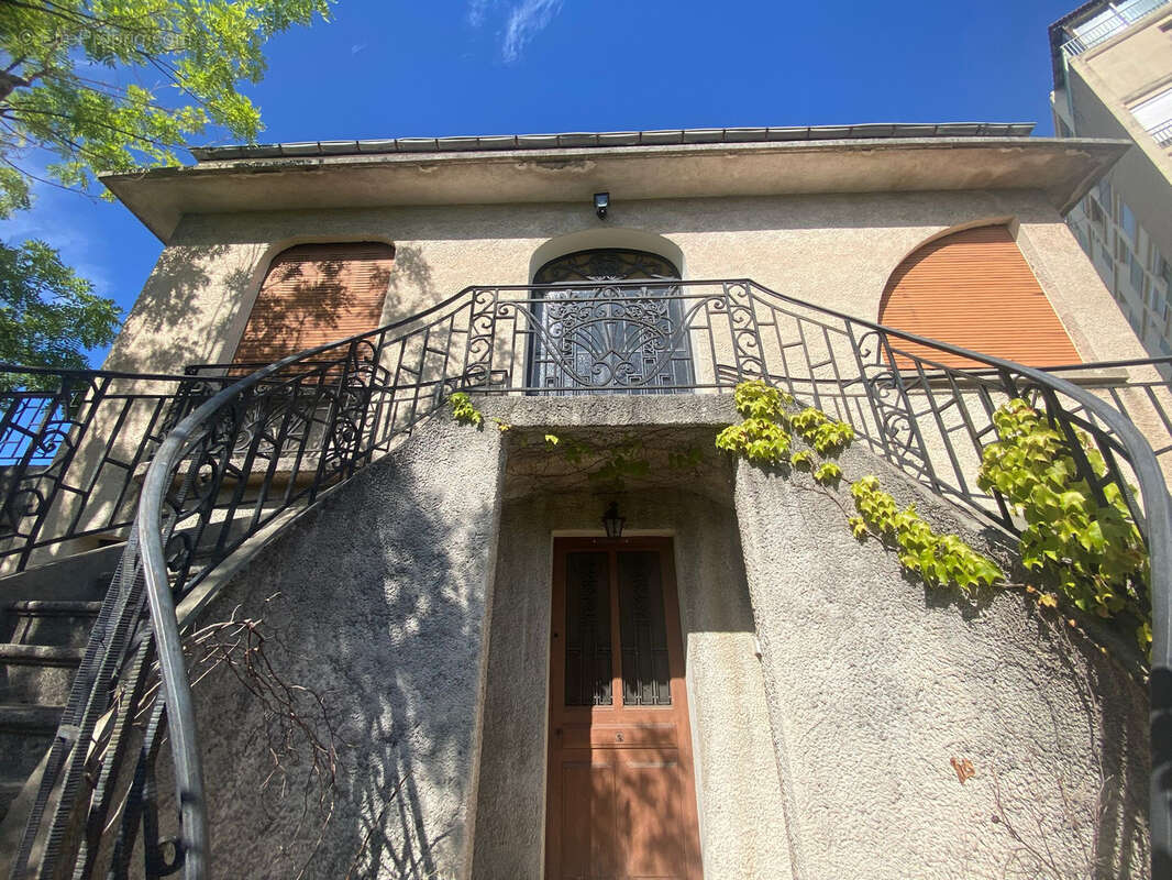 Maison à AIX-EN-PROVENCE