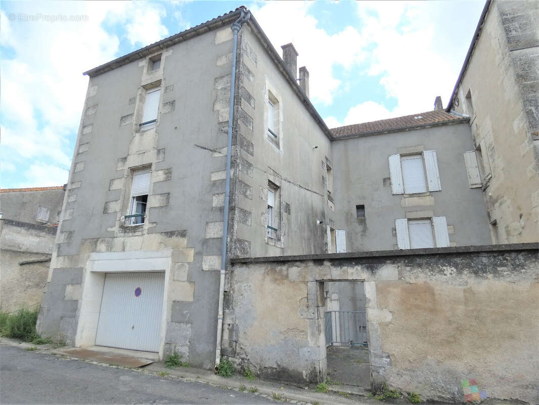 Appartement à JARNAC