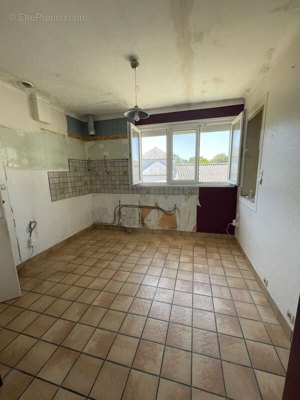 Maison à LA CHAPELLE-LAUNAY