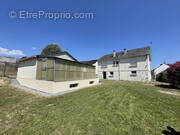 Maison à LA CHAPELLE-LAUNAY