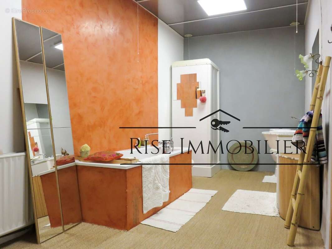 Maison à LEZIGNAN-CORBIERES