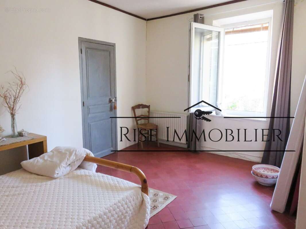 Maison à LEZIGNAN-CORBIERES