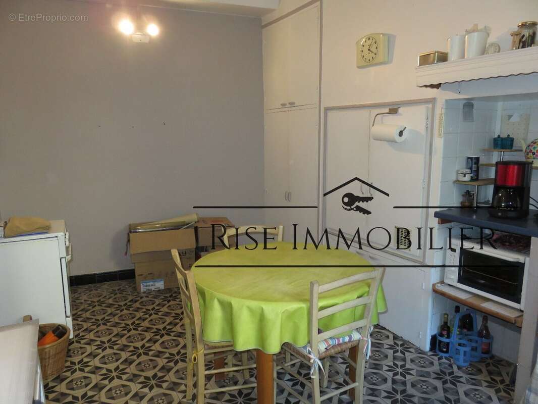 Maison à LEZIGNAN-CORBIERES