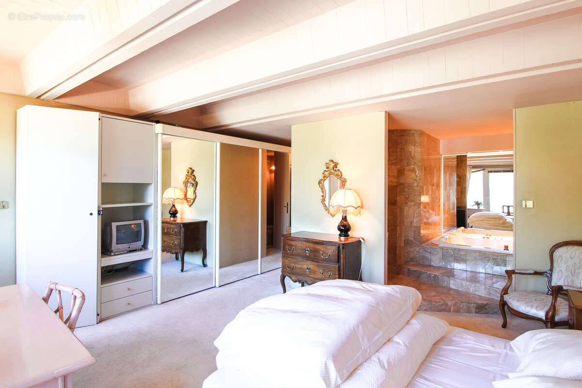 Appartement à CLUSES