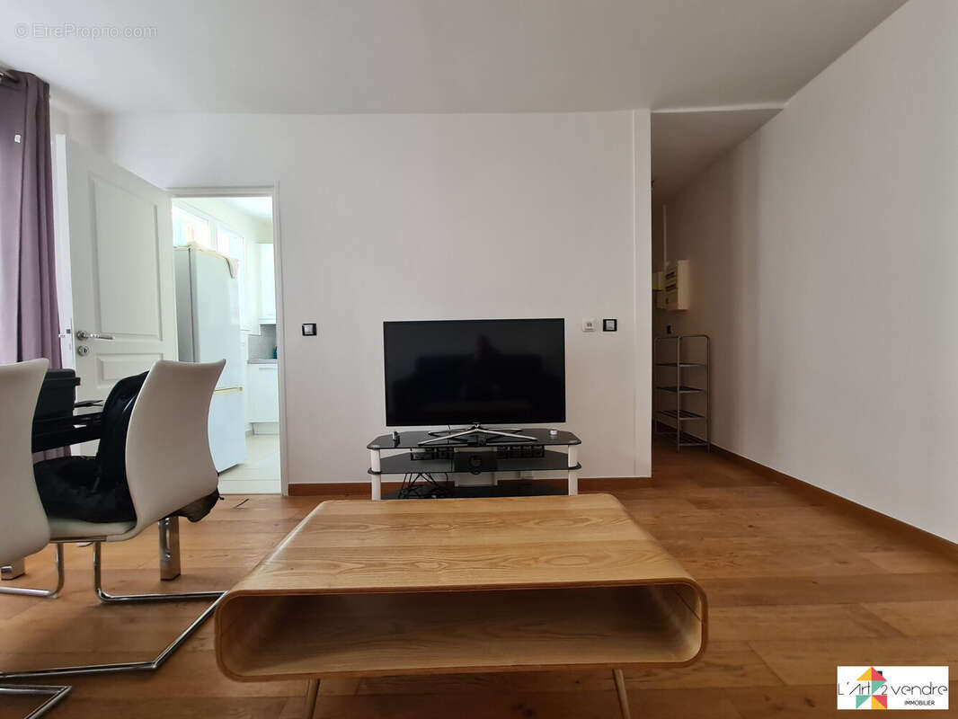 Appartement à PARIS-11E