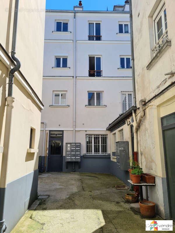 Appartement à PARIS-11E