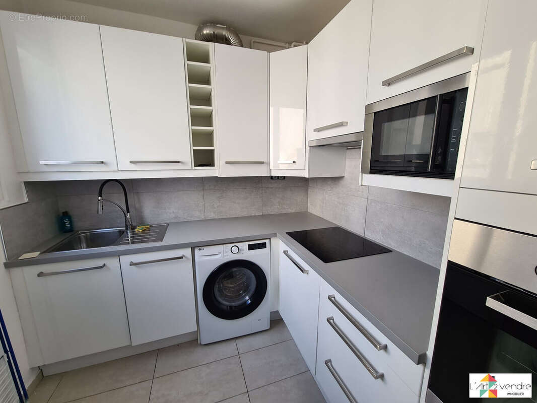 Appartement à PARIS-11E