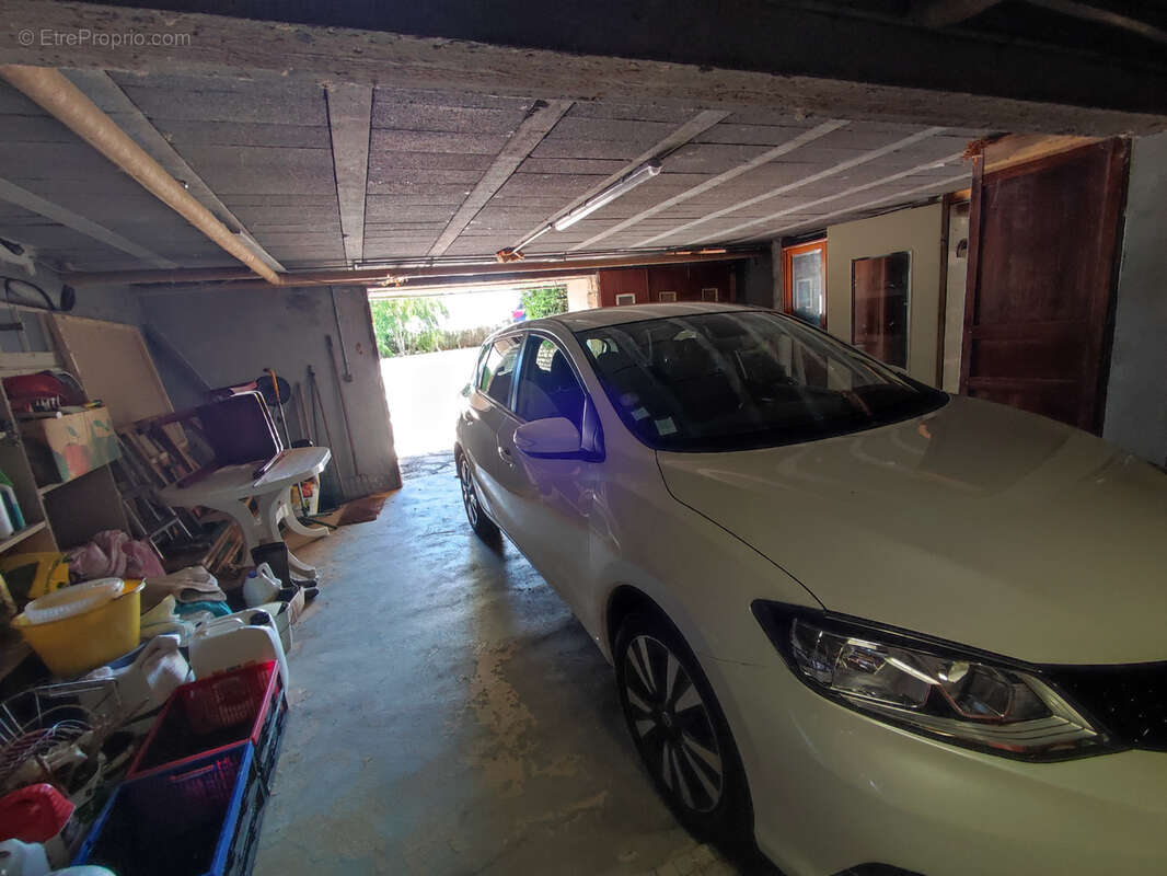 Maison à OUZOUER-SUR-TREZEE