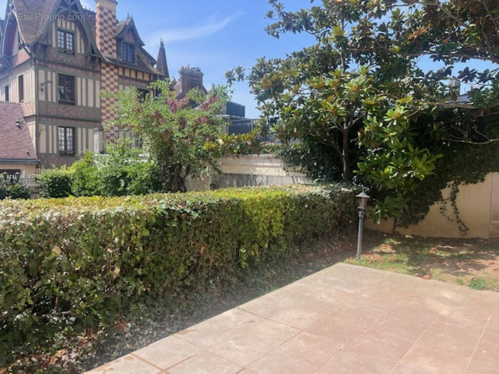 Appartement à TROUVILLE-SUR-MER