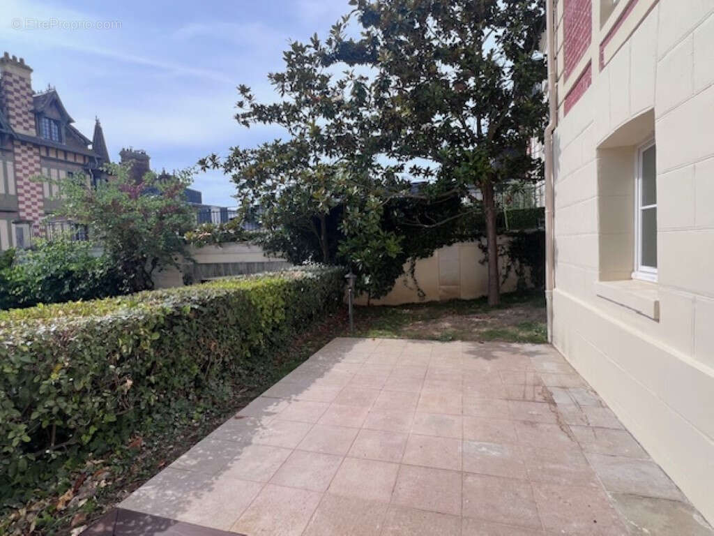 Appartement à TROUVILLE-SUR-MER