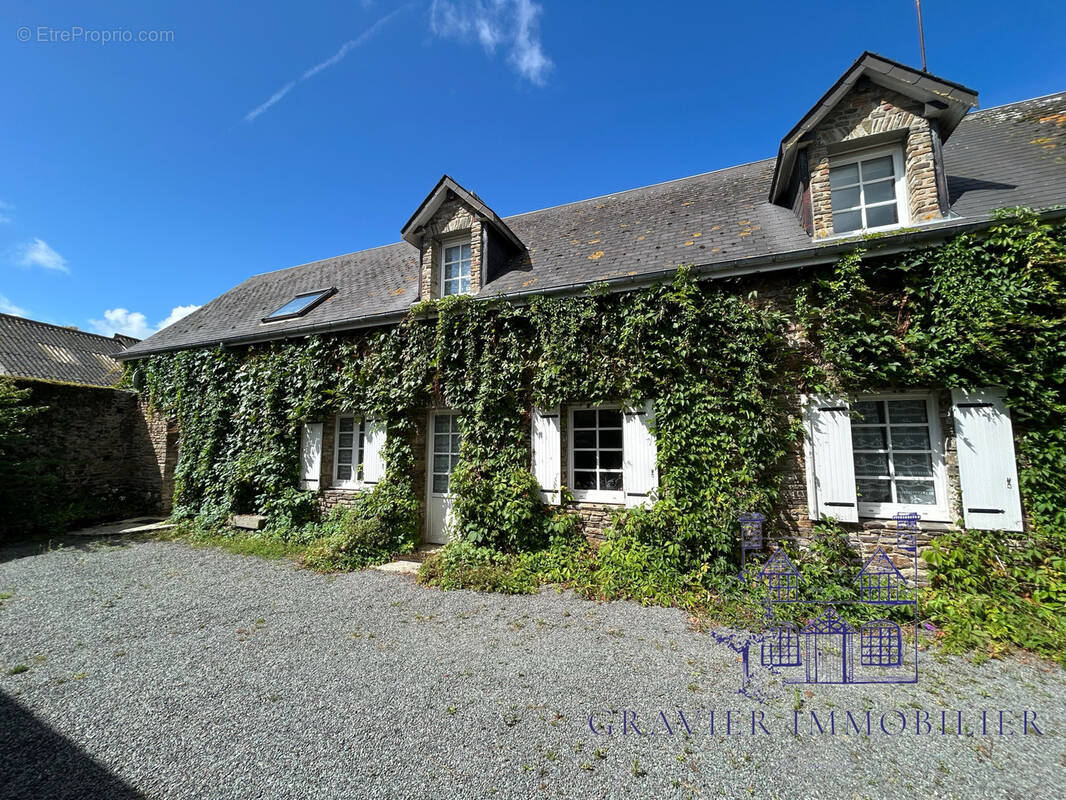 Maison à SAINT-GERMAIN-SUR-AY