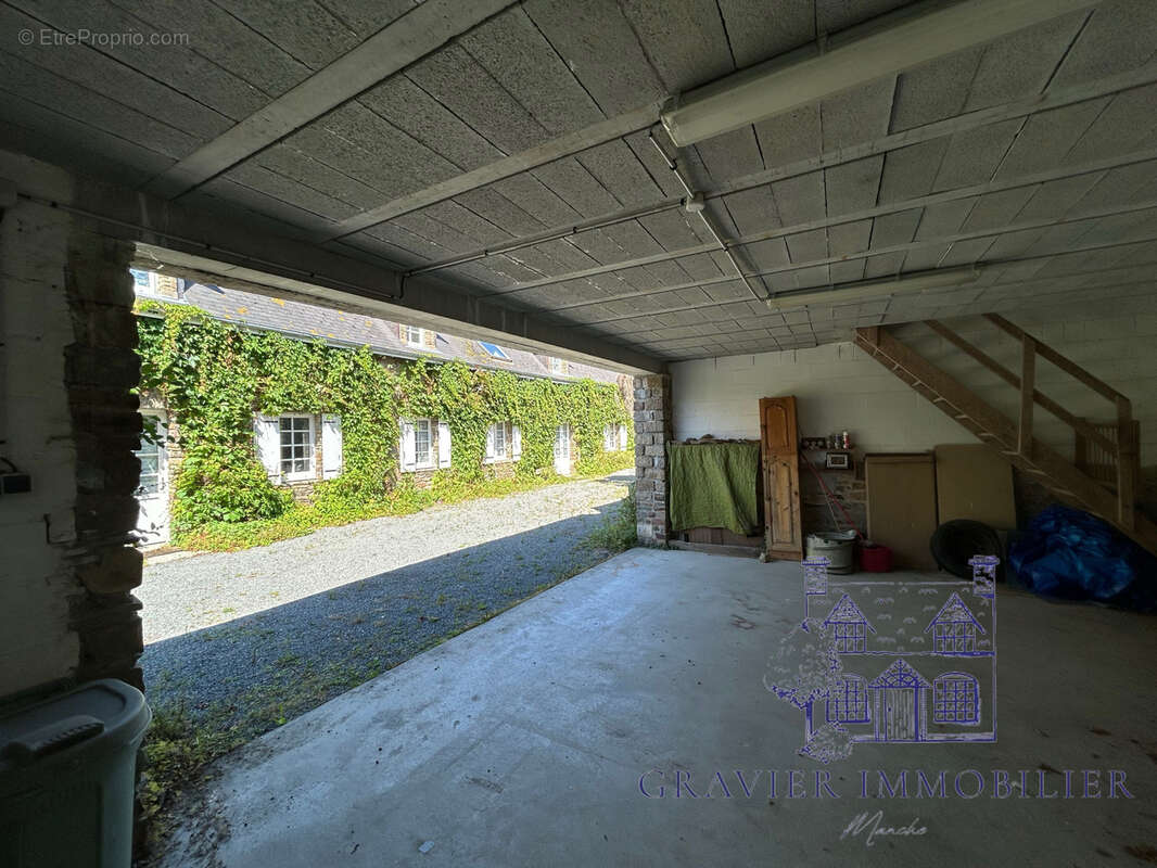 Maison à SAINT-GERMAIN-SUR-AY