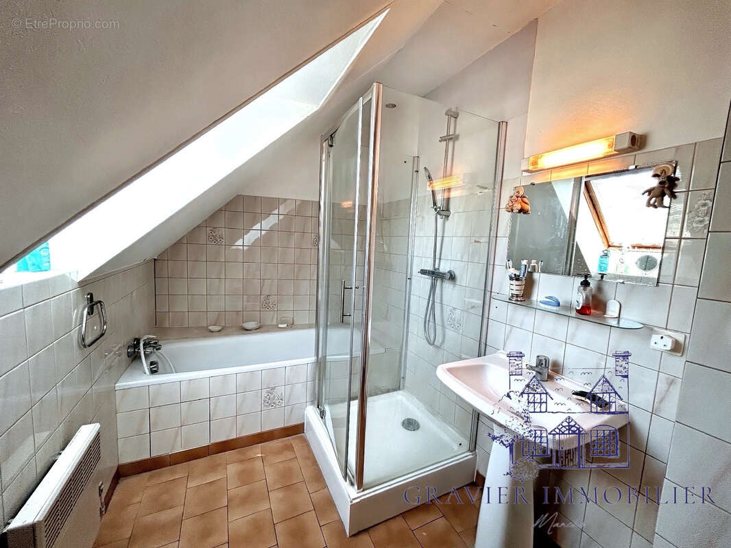 Maison à SAINT-GERMAIN-SUR-AY