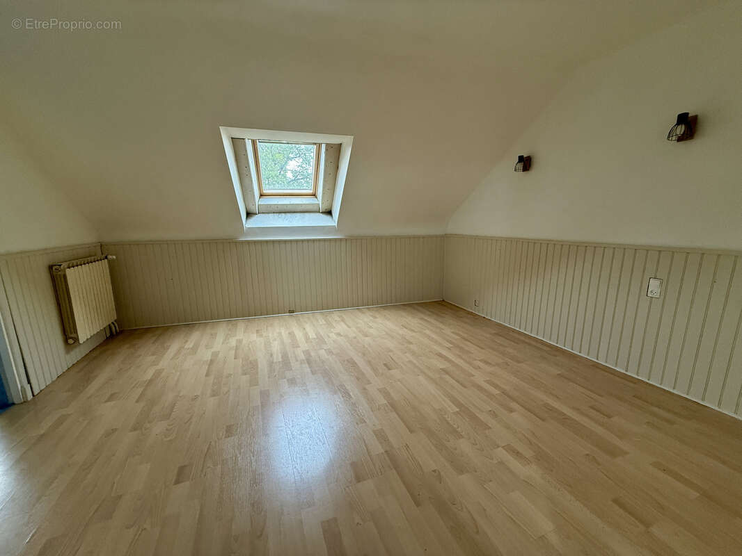 Maison à TRUCY-SUR-YONNE