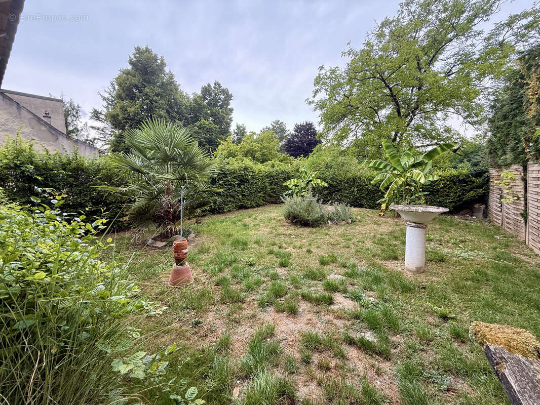 Maison à TRUCY-SUR-YONNE