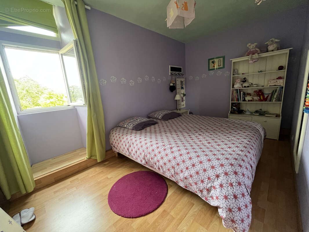 Maison à SAINT-VARENT