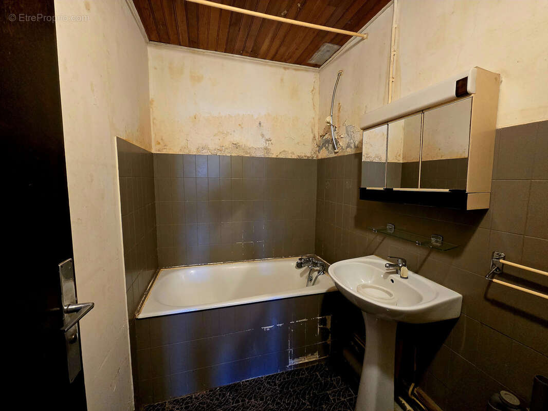 Appartement à LES THUILES