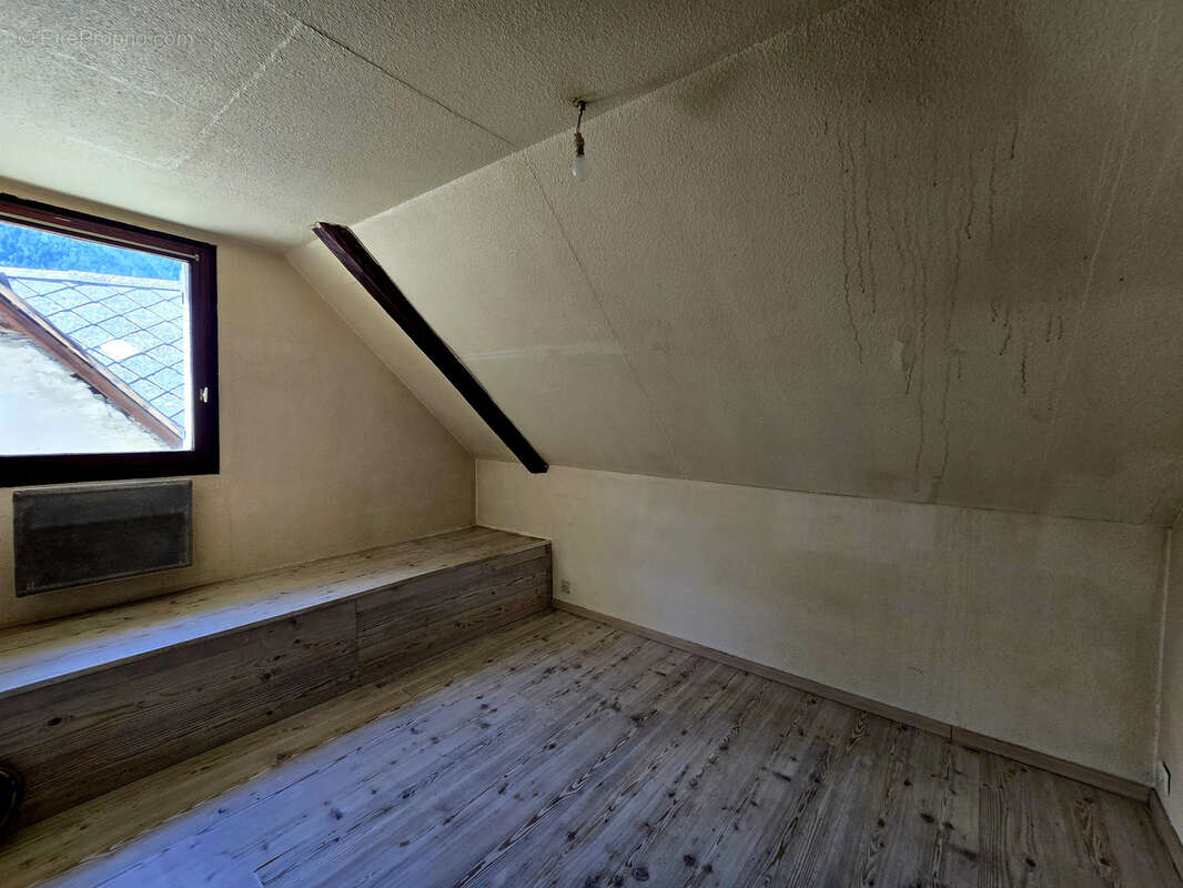 Appartement à LES THUILES