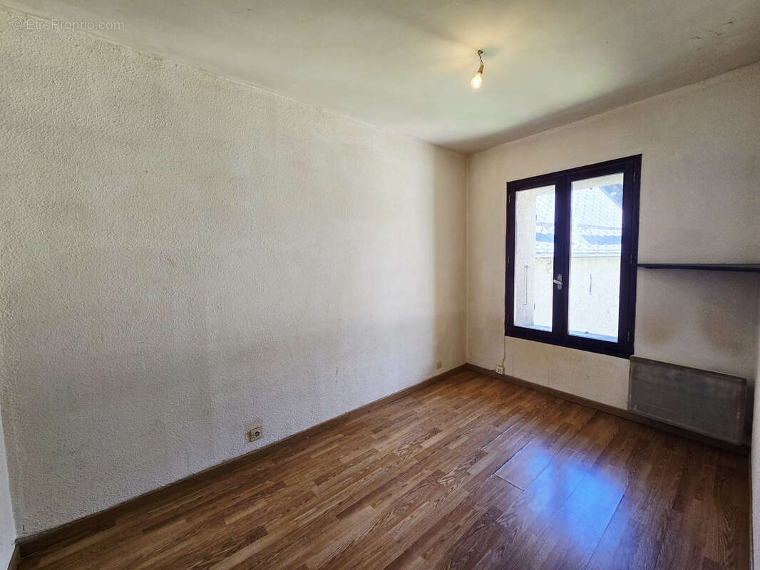 Appartement à LES THUILES