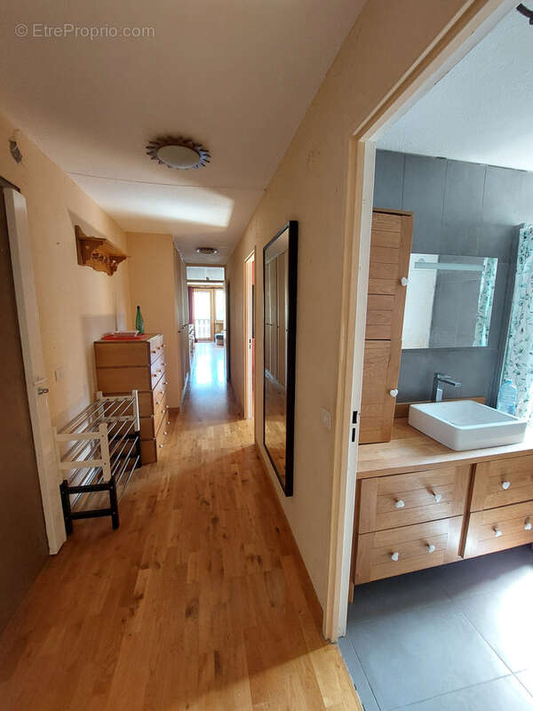 Appartement à UVERNET-FOURS