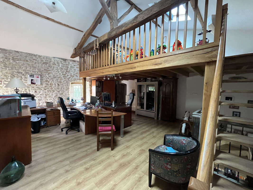 Maison à SAINT-VARENT