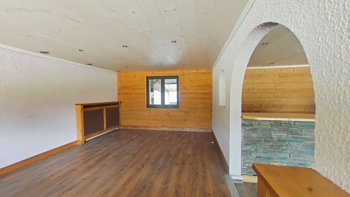 Commerce à ALBERTVILLE