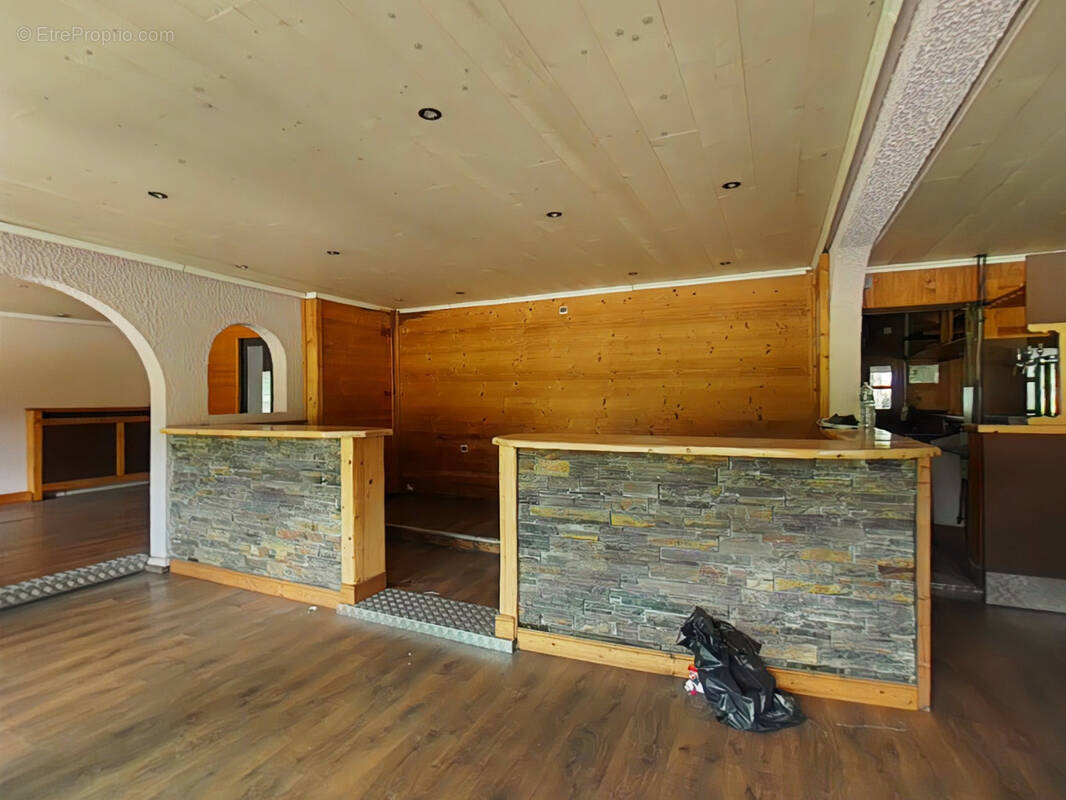 Commerce à ALBERTVILLE