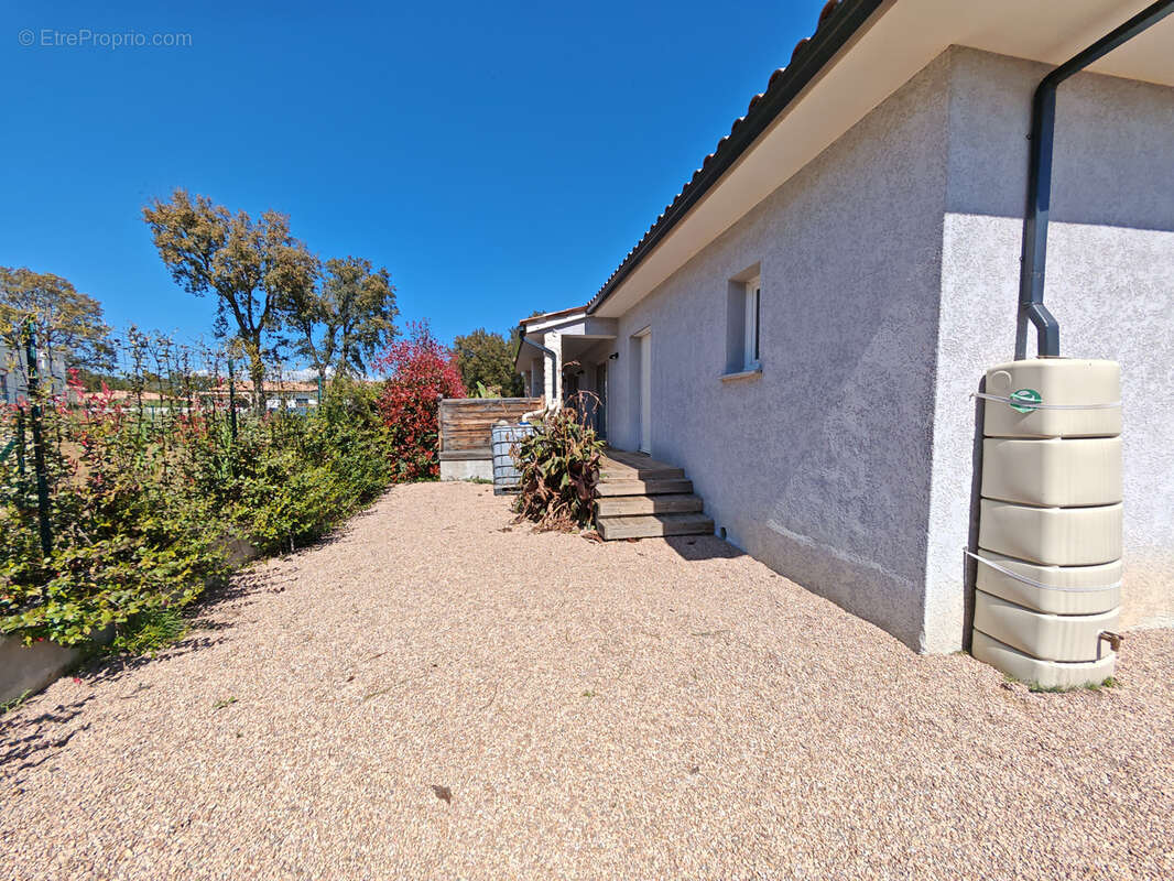 Maison à PRUNELLI-DI-FIUMORBO