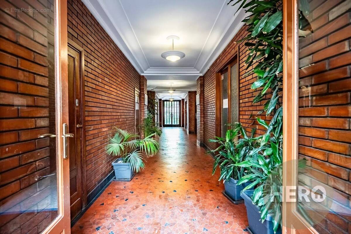 Appartement à LEVALLOIS-PERRET