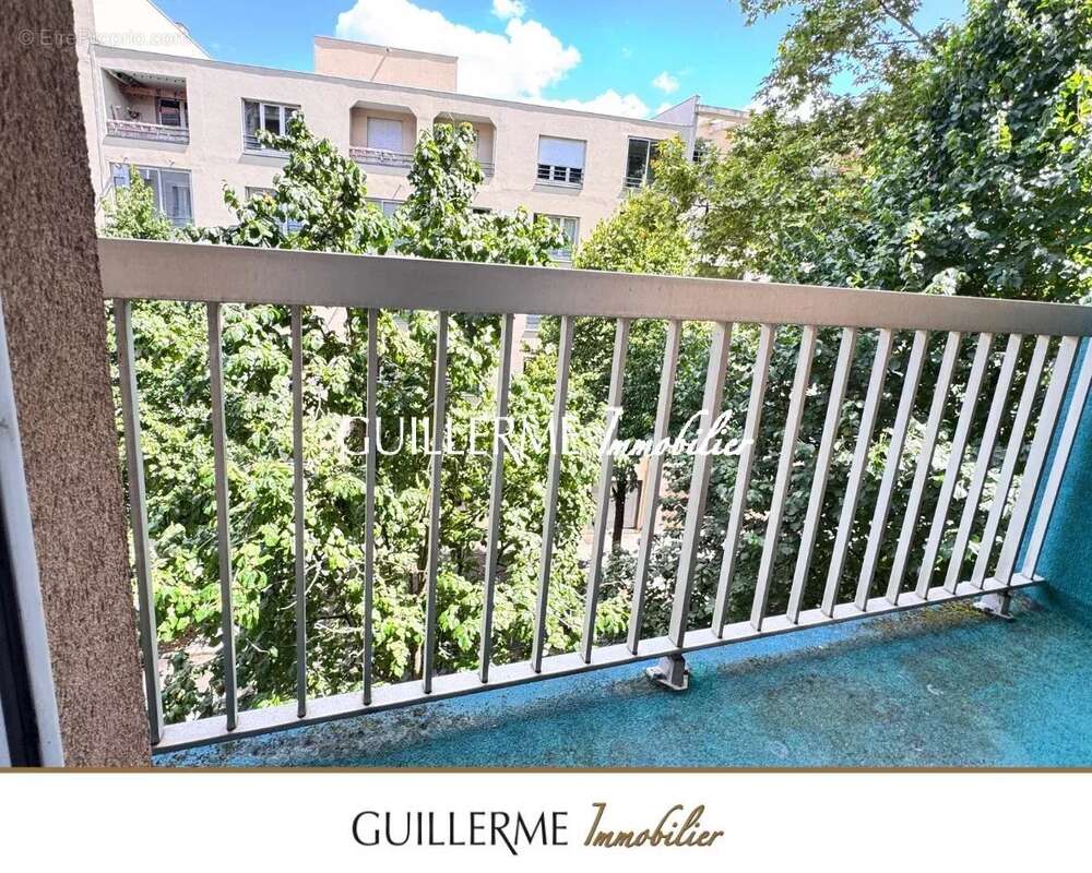 Appartement à LYON-9E