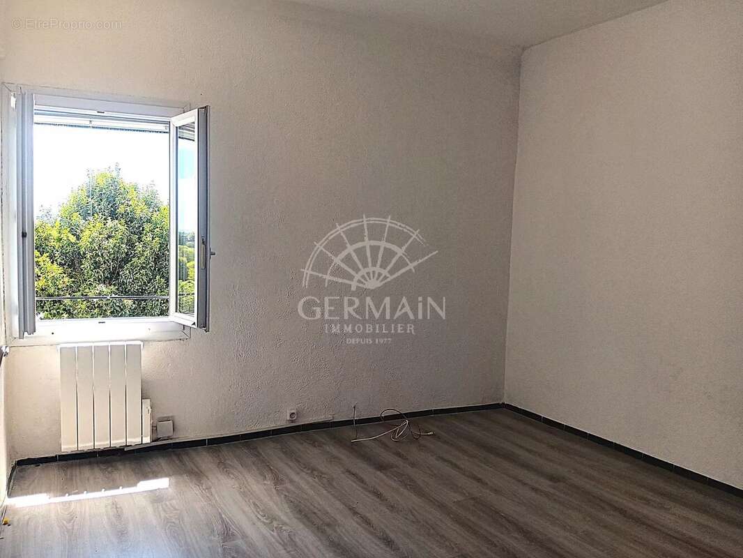 Maison à L&#039;ISLE-SUR-LA-SORGUE