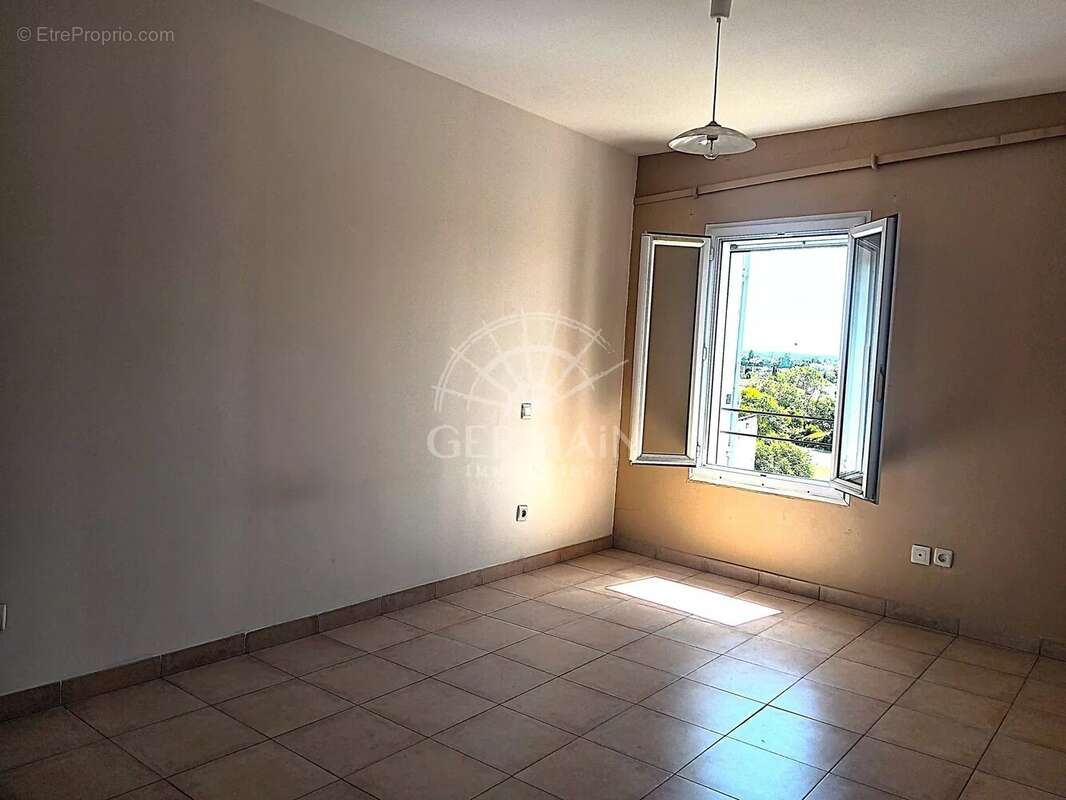 Maison à L&#039;ISLE-SUR-LA-SORGUE